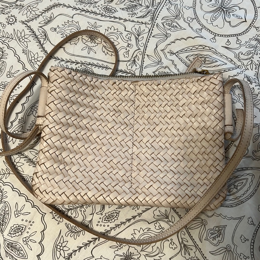 Madewell The Knotted Crossbody Bag in Woven White